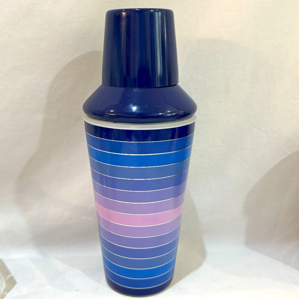 Jonathan Adler Scala Cocktail Shaker Modern Barware 18.4 oz Stainless Steel